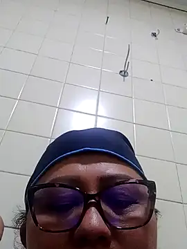 Snapshot of Darly_Gomez chatting on January 2025 12:23:01 AM Darly Gomez online show from January 2025 12:23:01 AM