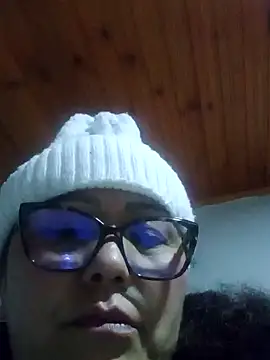 Snapshot of Darly_Gomez chatting on January 2025 03:47:01 AM Darly Gomez online show from January 2025 03:47:01 AM