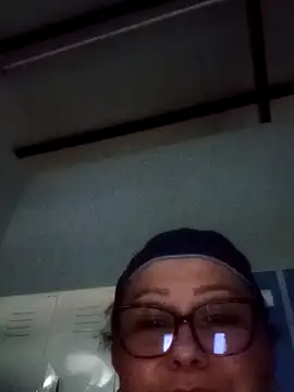 Snapshot of Darly_Gomez chatting on January 2025 10:52:02 PM Darly Gomez online show from January 2025 10:52:02 PM