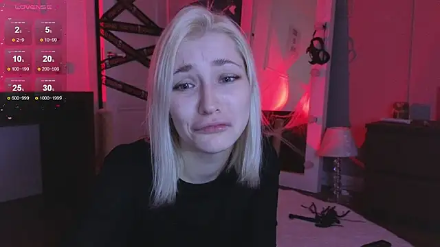 alexa novak online show from October 2025 03:07:02 AM