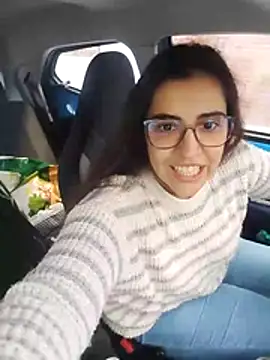 Ursumi1 online show from December 2025 03:51:02 PM