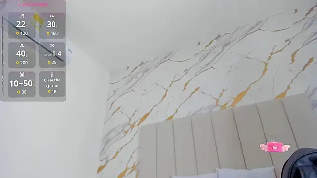 aggy castel online show from April 2026 03:40:02 PM