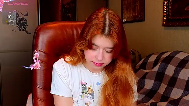 Snapshot of Penny_Staaar chatting on October 2025 05:29:01 AM Penny Staaar online show from October 2025 05:29:01 AM