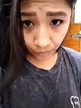 ineliveca online show from January 2025 06:25:01 PM