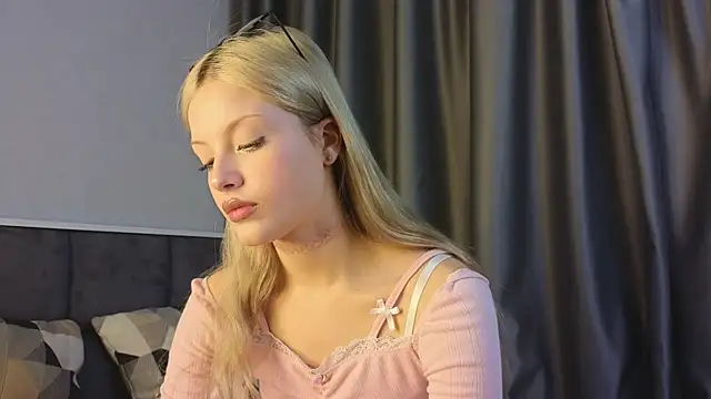  lovendy  online show from January 2025 03:46:02 PM