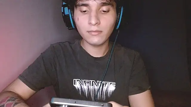 Charley quin online show from October 2025 03:39:02 AM