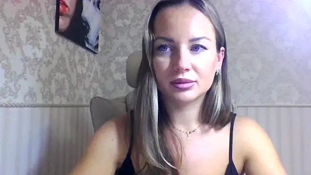 jennifer838 online show from September 2025 07:03:02 PM