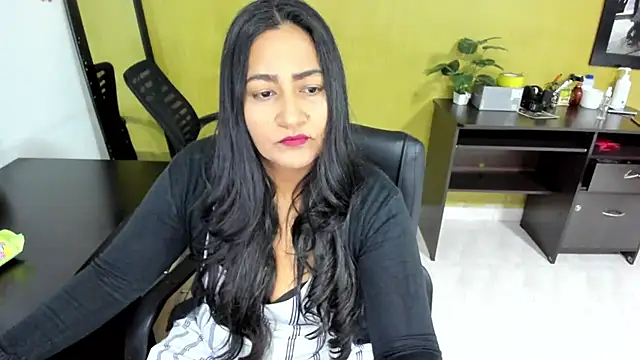 Snapshot of Adele_Sweett chatting on January 2025 10:51:02 AM Adele Sweett online show from January 2025 10:51:02 AM