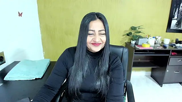 Snapshot of Adele_Sweett chatting on February 2025 10:32:02 AM Adele Sweett online show from February 2025 10:32:02 AM