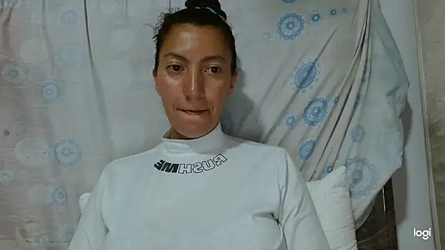 kaybabyhot online show from September 2025 03:31:01 AM