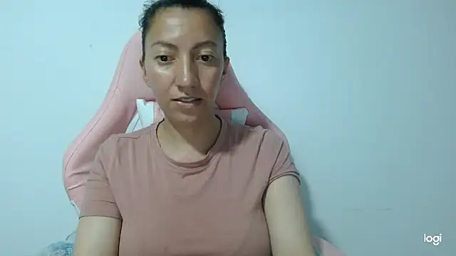 kaybabyhot online show from October 2025 03:49:02 AM