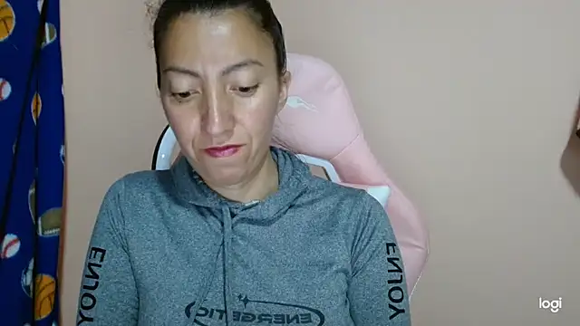 kaybabyhot online show from April 2026 08:44:02 PM