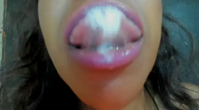 KamariaFyre online show from January 2025 09:22:02 AM