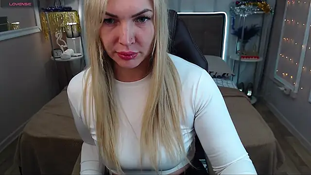 Snapshot of lissa_voxx chatting on January 2025 06:13:01 AM lissa voxx online show from January 2025 06:13:01 AM