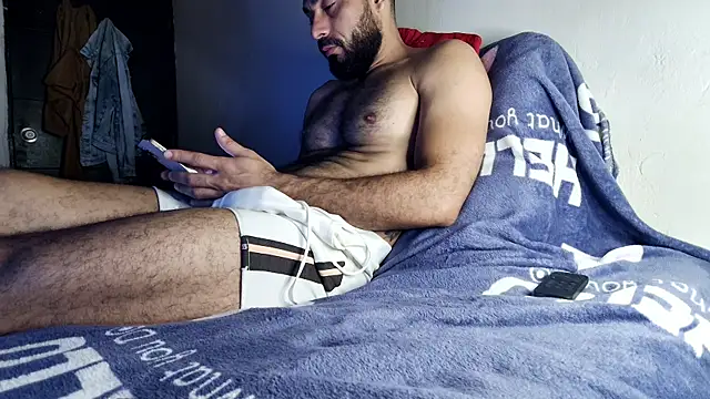 Snapshot of BEN_BLAZE chatting on February 2025 02:45:01 PM BEN BLAZE online show from February 2025 02:45:01 PM