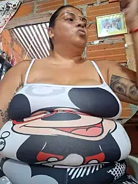 chubby sexy big tits online show from February 2025 02:47:02 PM