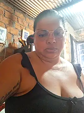 chubby sexy big tits online show from February 2025 02:18:01 PM