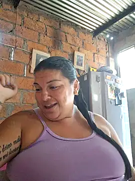 chubby sexy big tits online show from February 2025 08:20:02 PM