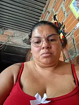 chubby sexy big tits online show from February 2025 01:59:01 PM