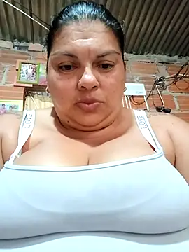 chubby sexy big tits online show from February 2025 10:09:02 PM