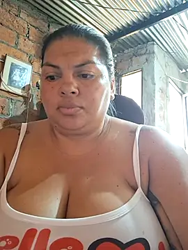 chubby sexy big tits online show from September 2025 12:54:01 PM