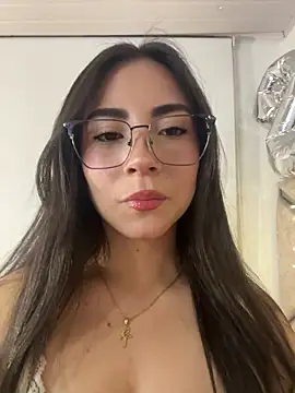 Melody 04 online show from April 2026 01:10:02 AM