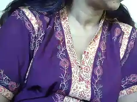 Snapshot of Suhana-sapna chatting on January 2025 03:27:02 AM Suhana-sapna online show from January 2025 03:27:02 AM