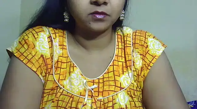Snapshot of Suhana-sapna chatting on February 2025 01:18:02 PM Suhana-sapna online show from February 2025 01:18:02 PM