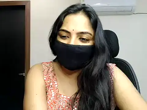 Snapshot of Hritvika chatting on February 2025 02:58:02 PM Hritvika online show from February 2025 02:58:02 PM