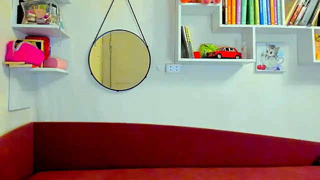 Snapshot of liya_gorgeous chatting on October 2025 06:19:02 PM liya gorgeous online show from October 2025 06:19:02 PM