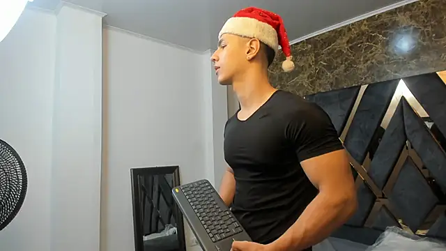 Flynn Riider online show from December 2024 11:18:01 AM