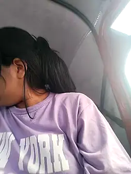 Danna-linyi online show from March 2025 07:57:02 PM