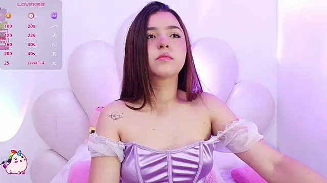 zoewillian online show from November 2025 02:10:02 AM