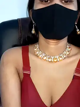 Angel Riye online show from February 2025 09:31:01 PM