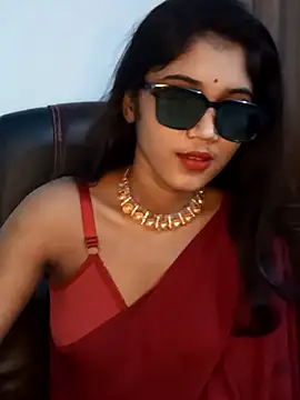 Angel Riye online show from February 2025 07:52:01 PM
