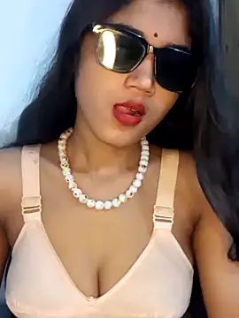 Angel Riye online show from March 2025 05:05:01 PM