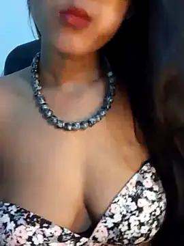 Angel Riye online show from March 2025 05:13:01 PM