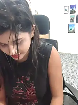 Angel Riye online show from September 2025 06:40:02 PM