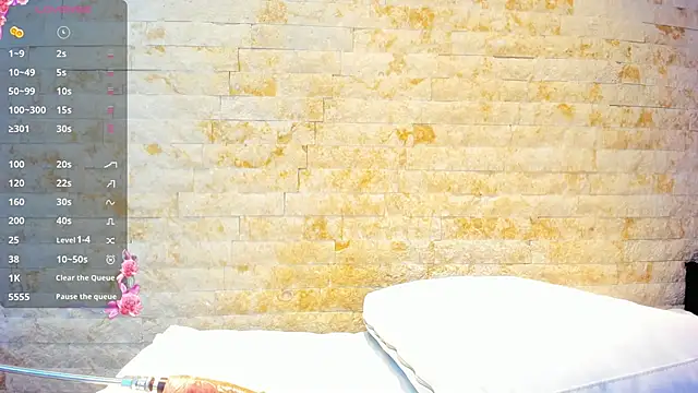 mia roldan  online show from December 2024 11:18:01 PM