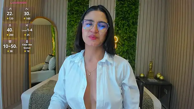 StefaBrown online show from March 2025 06:22:01 PM