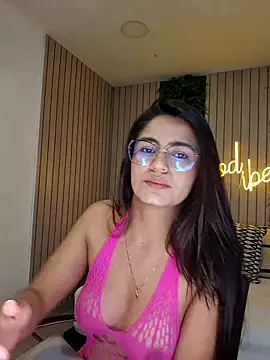 StefaBrown online show from March 2025 01:09:02 PM