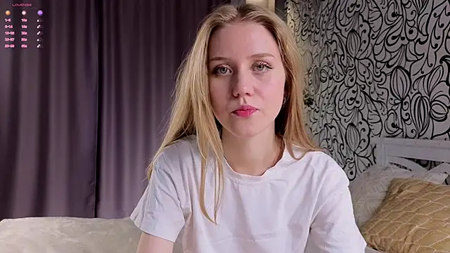 WiloneEsse online show from January 2025 01:04:02 AM