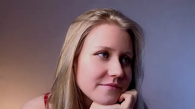 WiloneEsse online show from March 2025 04:17:02 AM