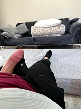 Loco42- online show from November 2025 06:01:01 AM