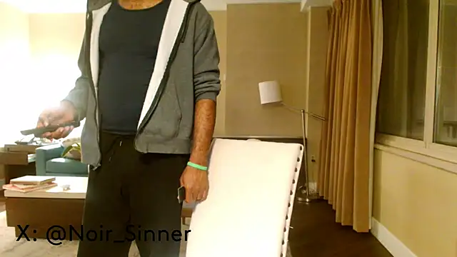 Snapshot of sinnernoir chatting on February 2026 07:37:02 AM sinnernoir online show from February 2026 07:37:02 AM