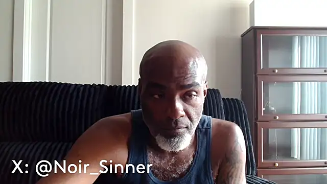 Snapshot of sinnernoir chatting on June 2026 09:57:02 PM sinnernoir online show from June 2026 09:57:02 PM