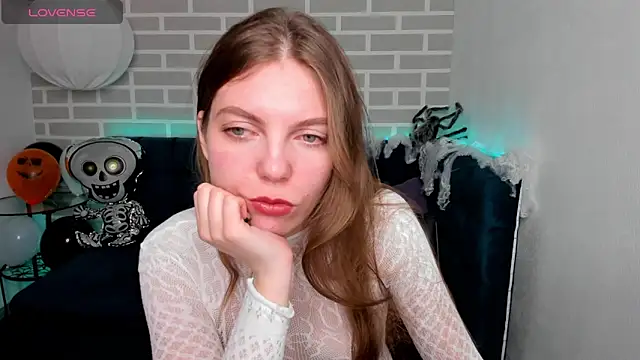 marie reyes  online show from October 2025 01:39:02 AM