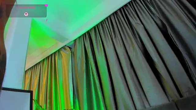 SofiDavid online show from November 2025 11:10:02 PM