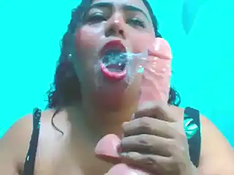 emyli 23 online show from December 2024 07:32:02 PM