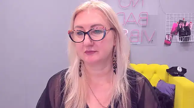 Snapshot of ChristyBrooks chatting on January 2025 03:11:01 PM ChristyBrooks online show from January 2025 03:11:01 PM